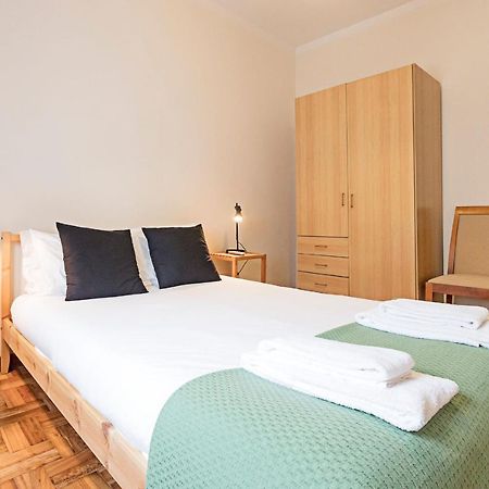 Torrinha 83 Apartments By Lovelystay Porto Luaran gambar