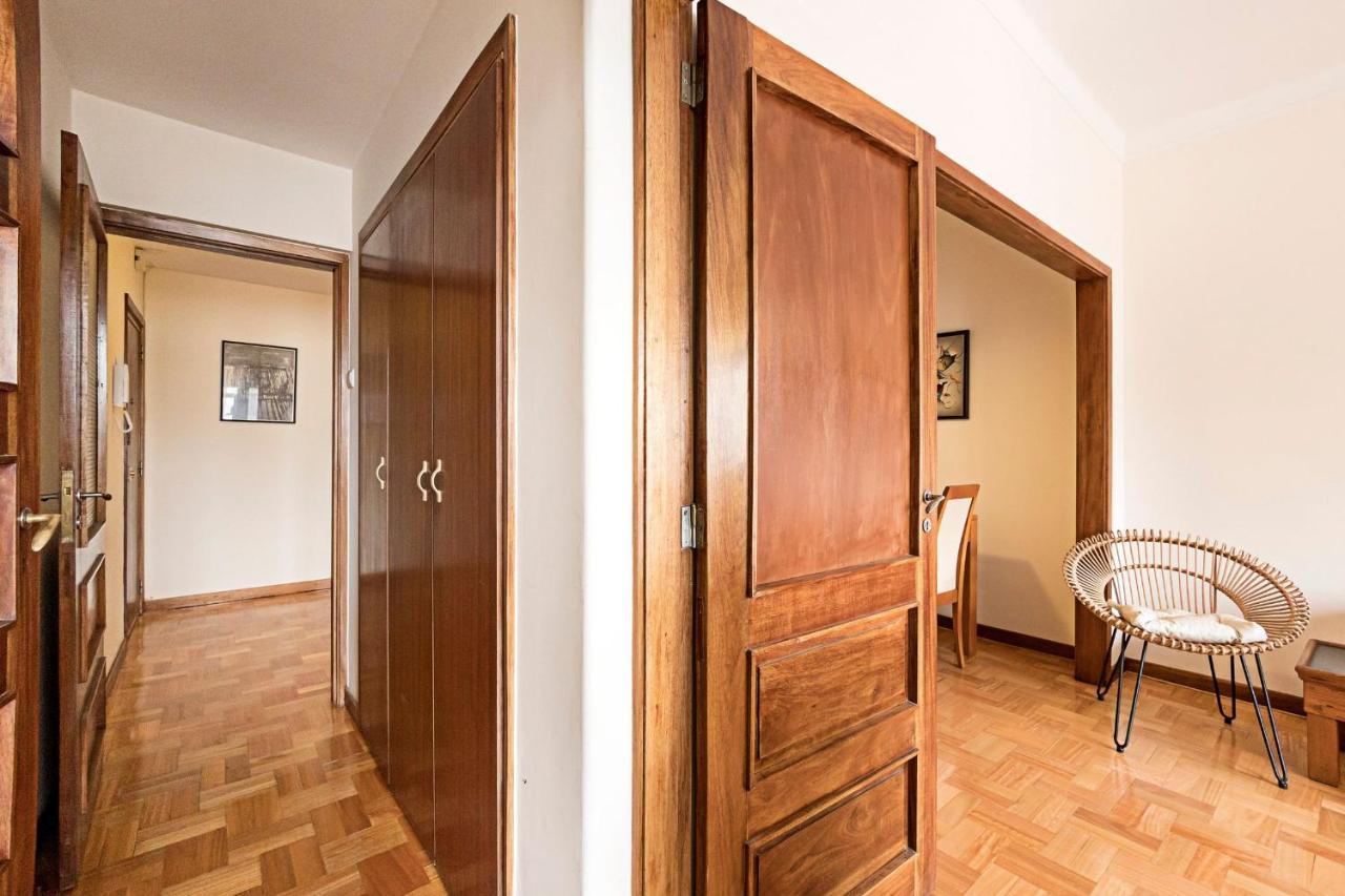 Torrinha 83 Apartments By Lovelystay Porto Luaran gambar