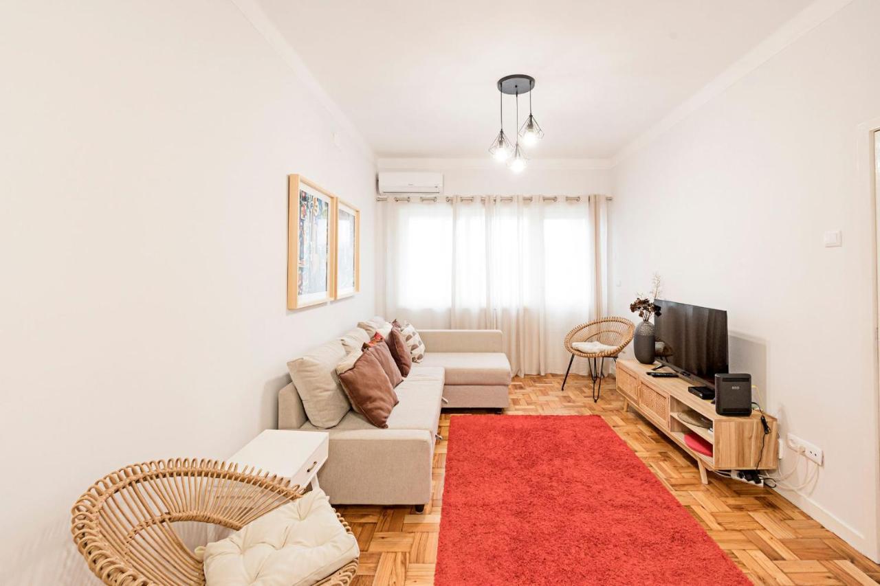 Torrinha 83 Apartments By Lovelystay Porto Luaran gambar