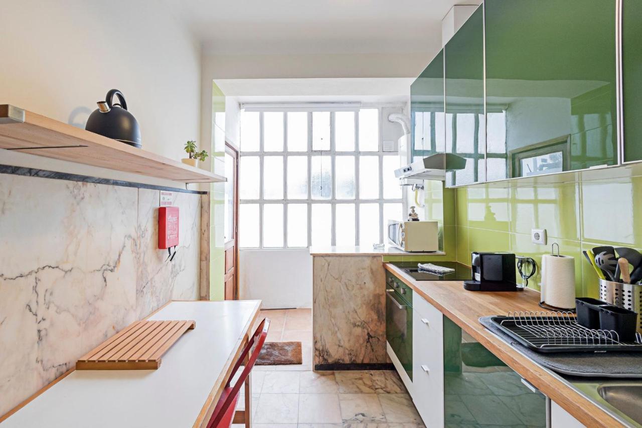 Torrinha 83 Apartments By Lovelystay Porto Luaran gambar