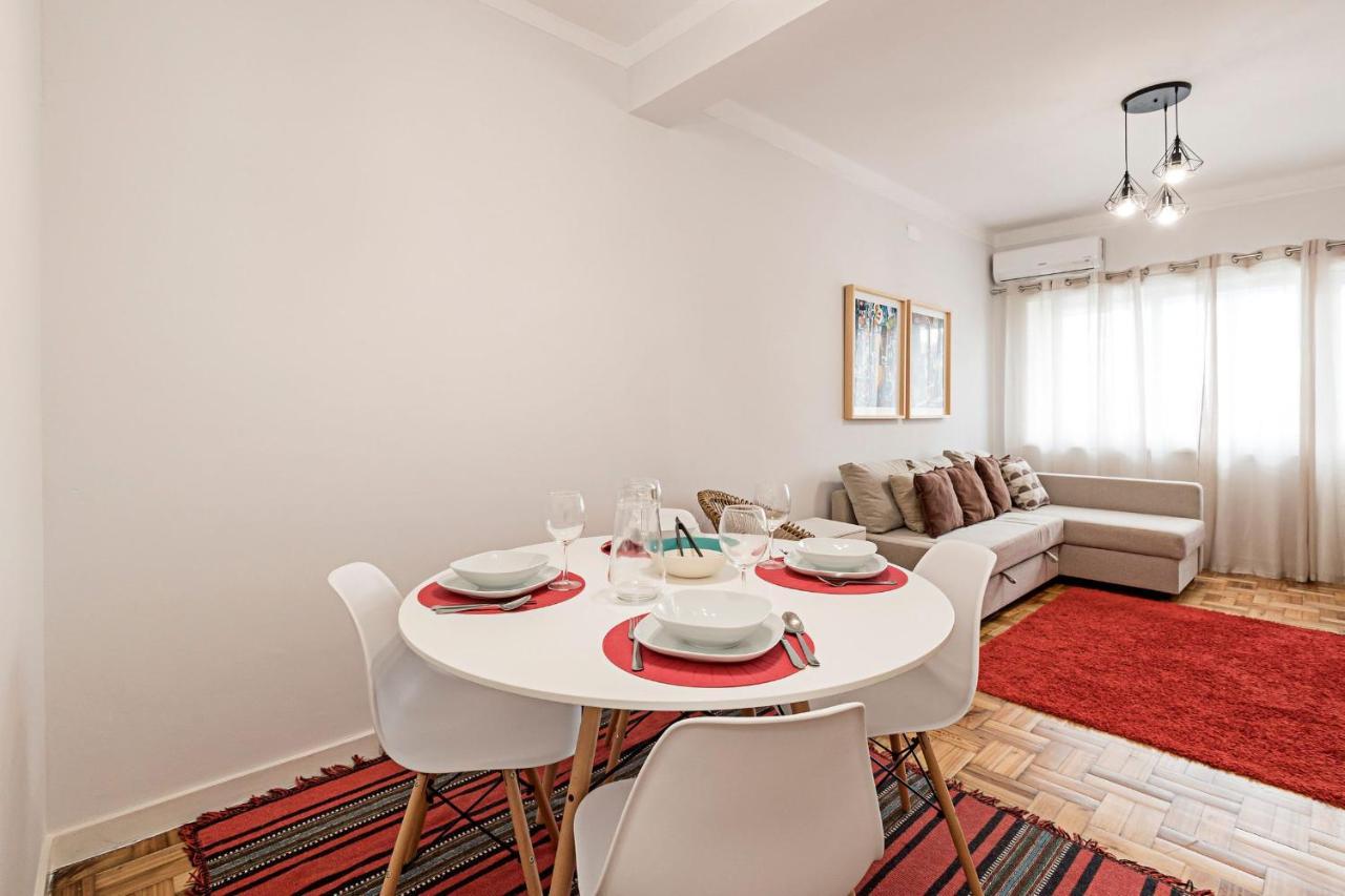 Torrinha 83 Apartments By Lovelystay Porto Luaran gambar